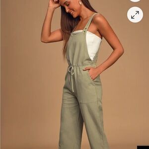 Lulu’s Rhythm Verona Sage Green Drawstring Wide-Leg Jumpsuit Size Medium